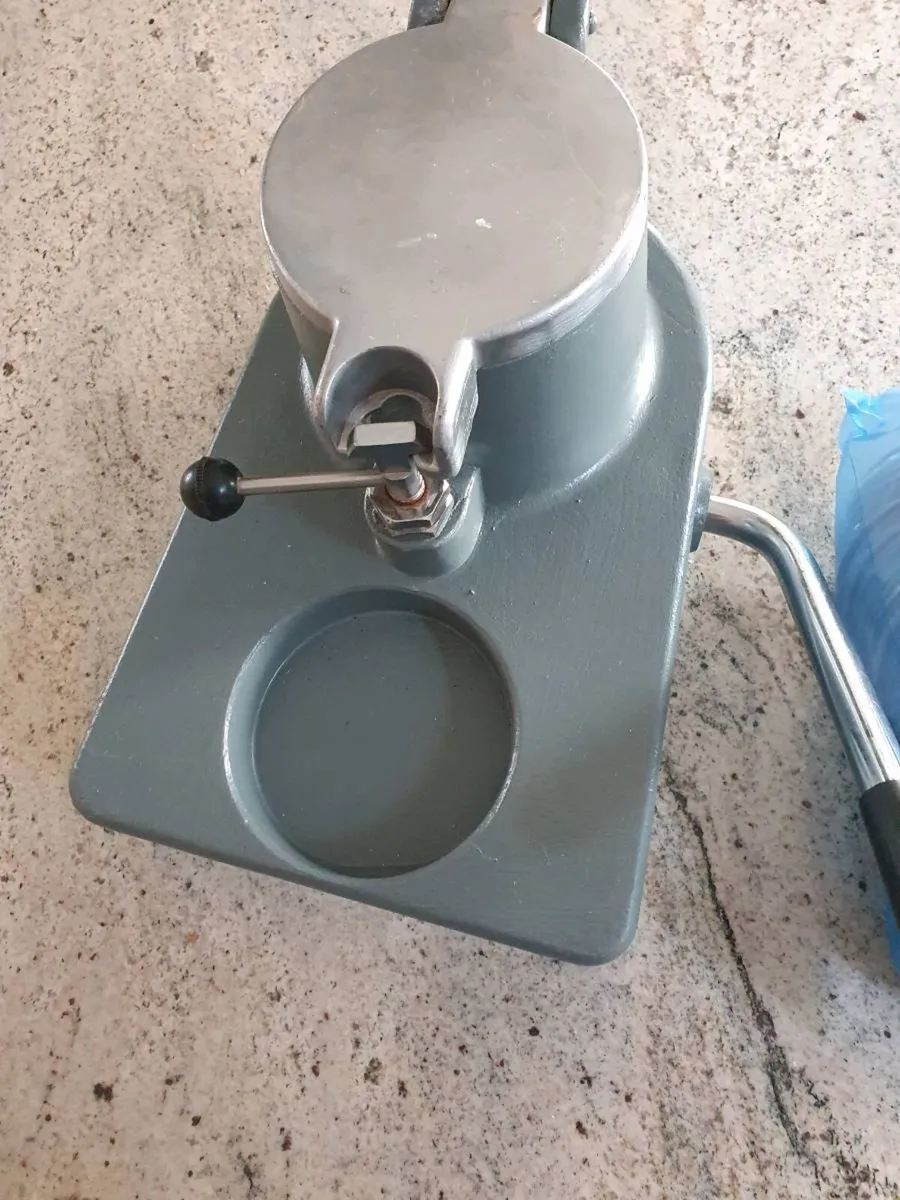 Butchers  burger press (professional) - Image 2