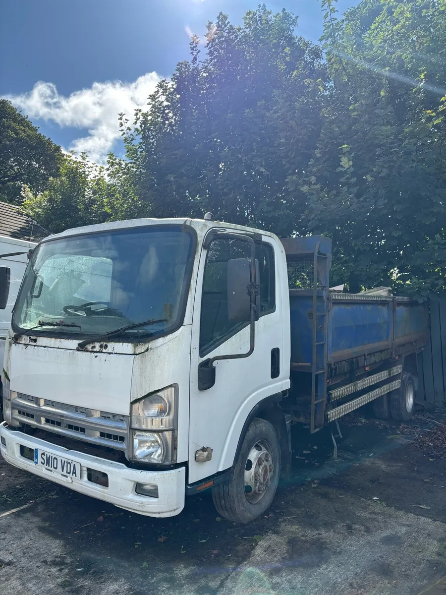 Isuzu 7.5 tonne tipper - Image 2