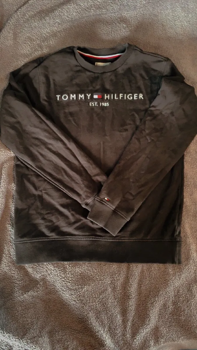 Tommy Hilfiger Crewneck - Image 1