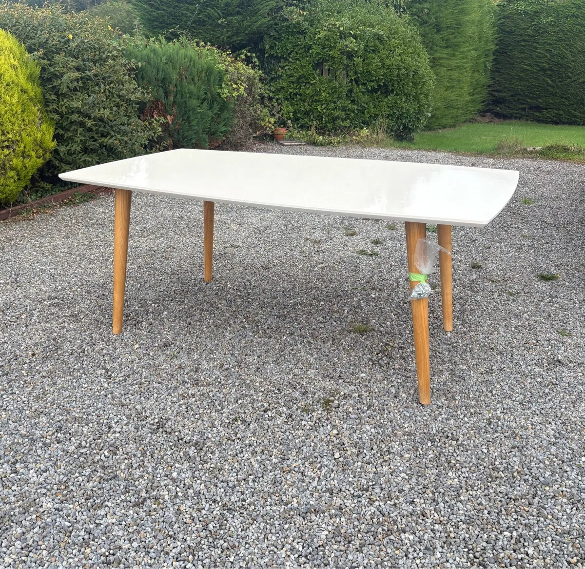 6 seater kitchen table - Image 1