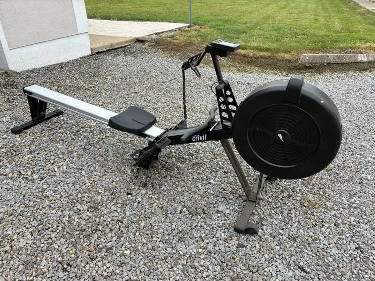Rowing Machine - Image 3