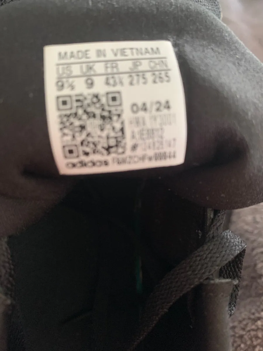Adidas runners - Image 2