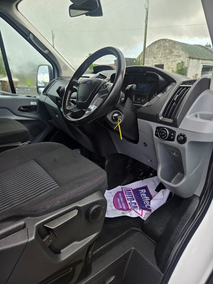 FORD TRANSIT MINIBUS 17 SEATER 172 - Image 4