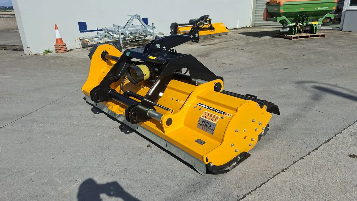McConnel Mega Profi Mulcher IN STOCK - Image 1