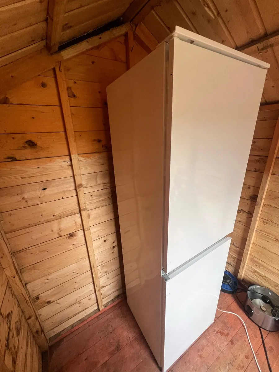 Fridge freezer - Image 3
