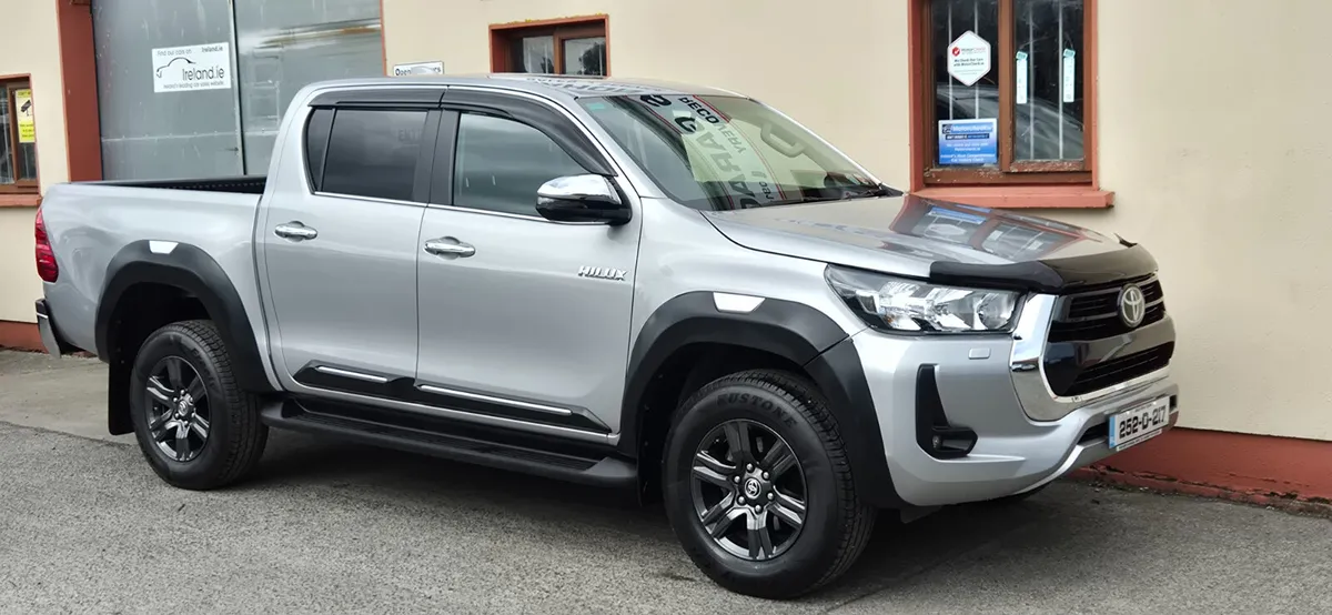 Toyota Hilux 2025 Manual Plus Vat - Image 3