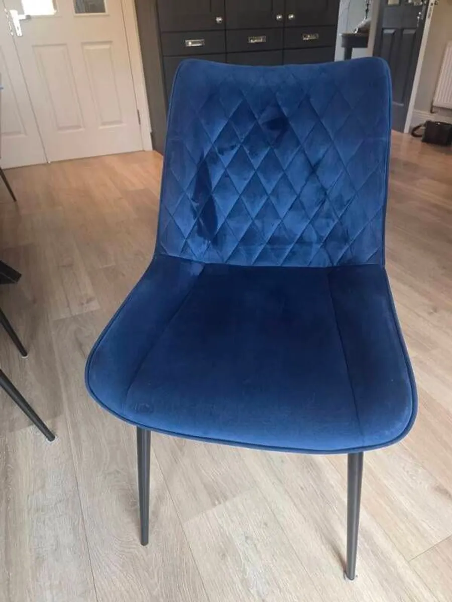 6 Dining chairs - Image 1
