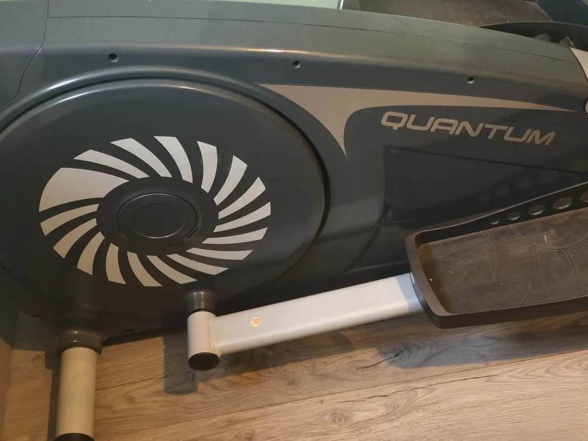BH Quantum cross trainer - Image 4