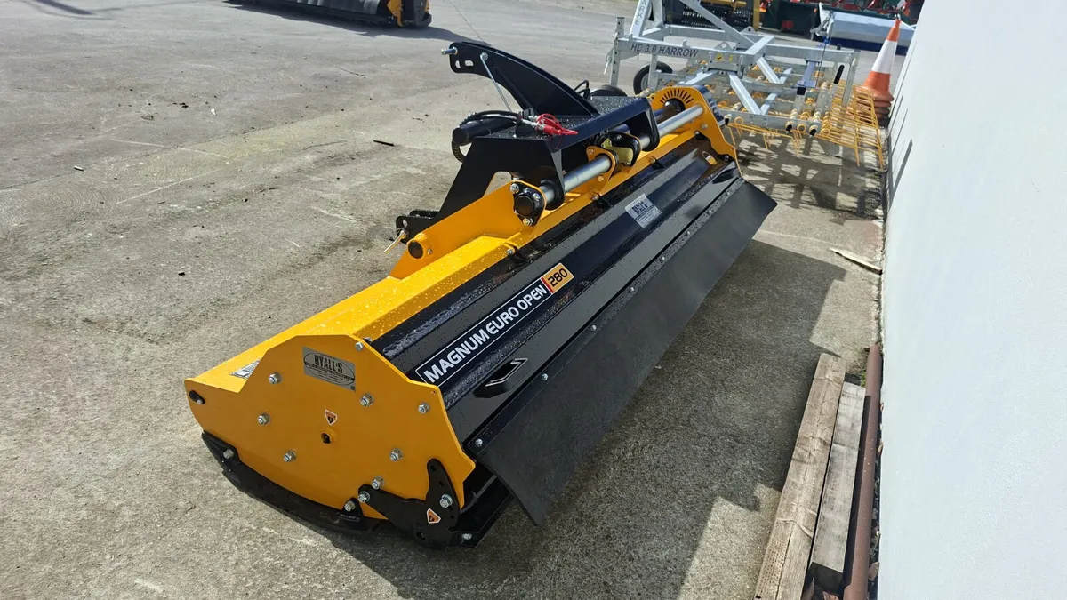 McConnel Magnum Euro Mulcher IN STOCK - Image 3