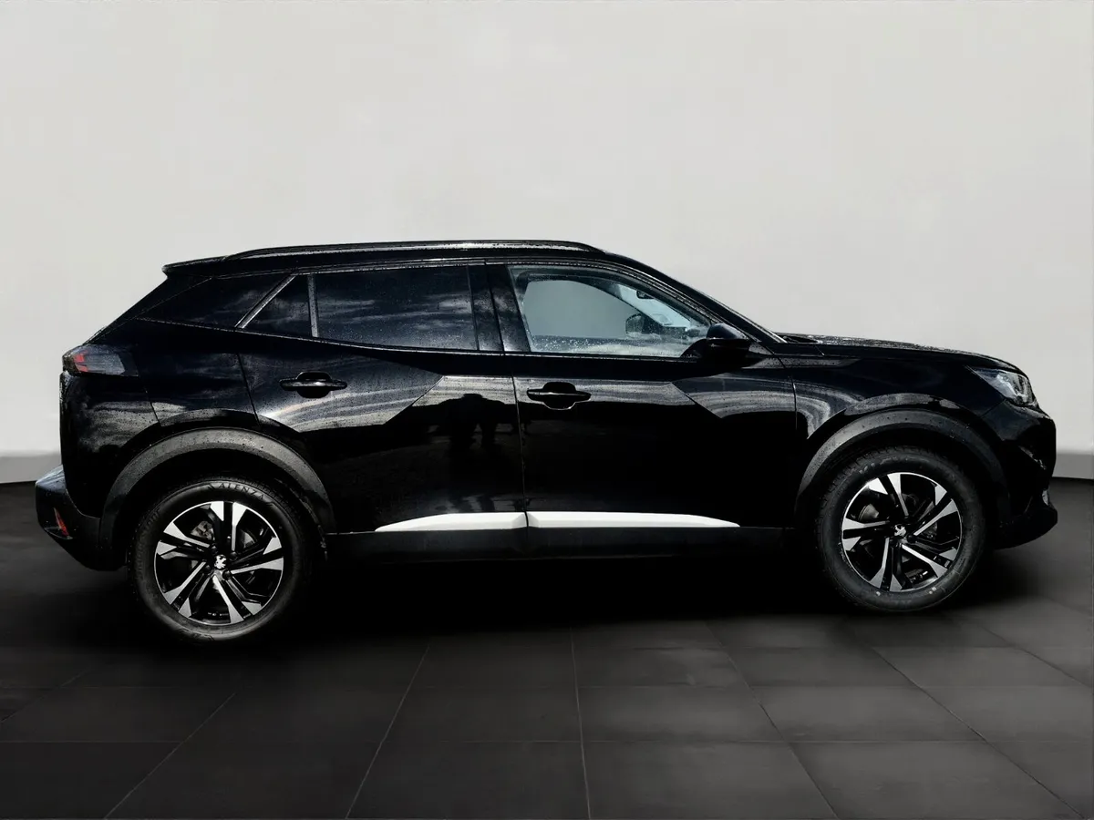 Peugeot 2008 1.5 hdi Commercial - Image 3
