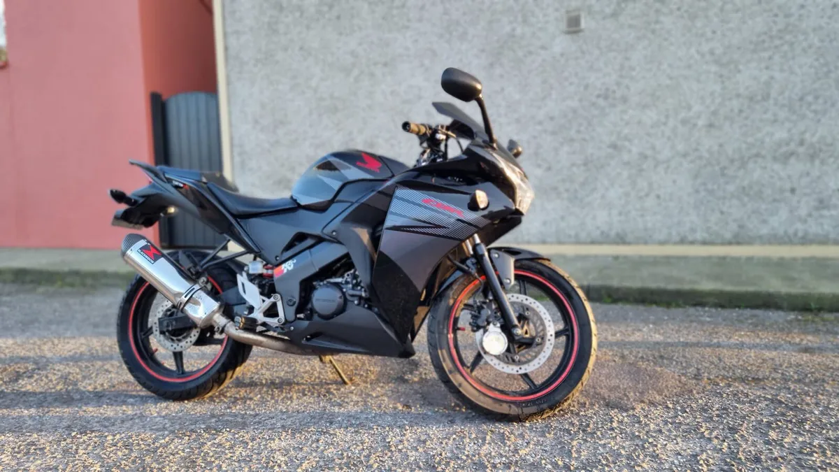 Honda CBR 125r - Image 4