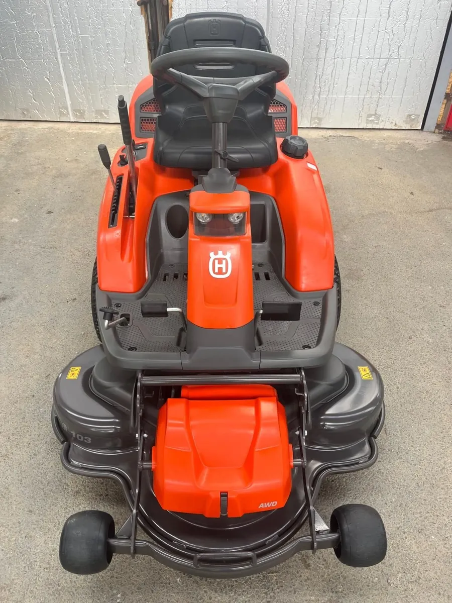Husqvarna R 216T AWD Mulcher Mower - Image 1