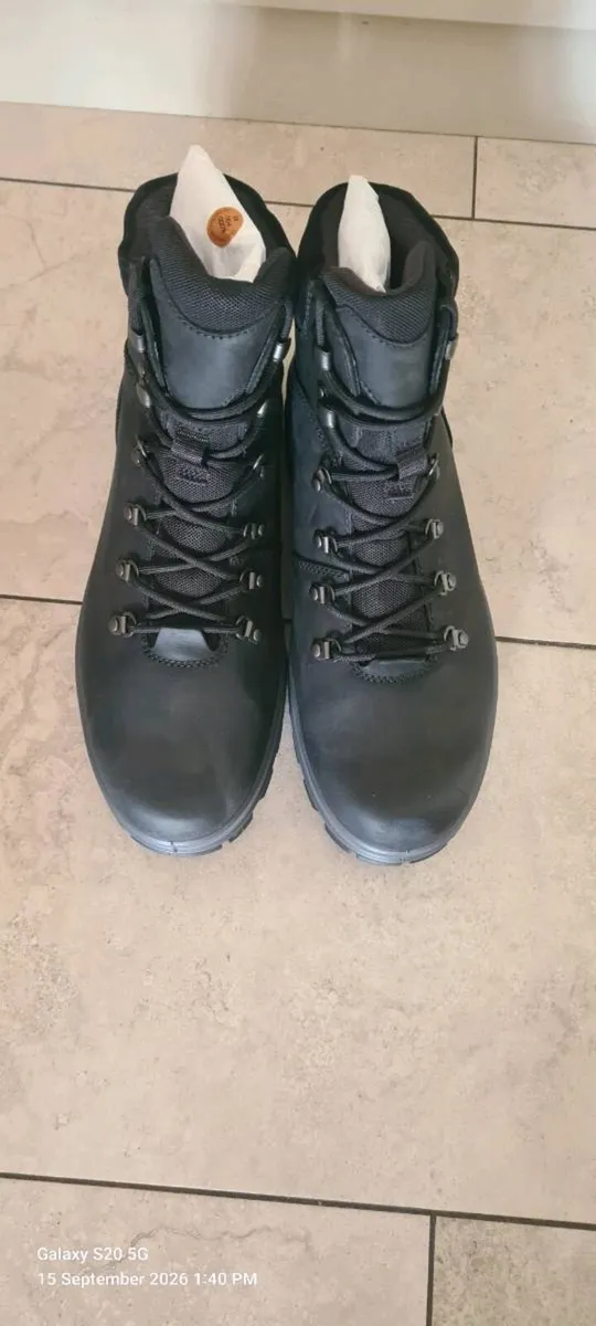 Ecco Boots Size 45 New Unworn - Image 1