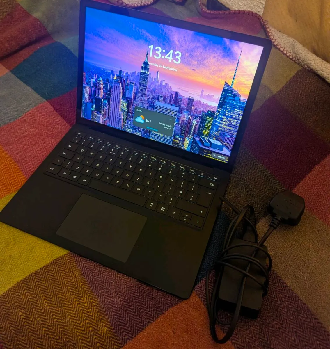 Microsoft Surface 3 - Image 2