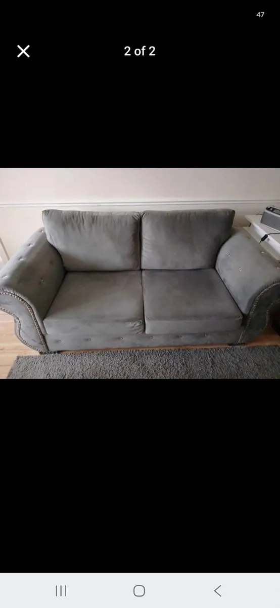 3 + 2 seater couch