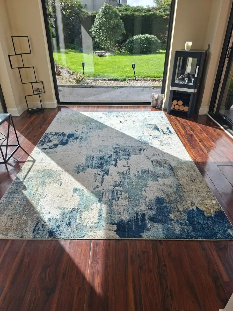 Rug - Image 1