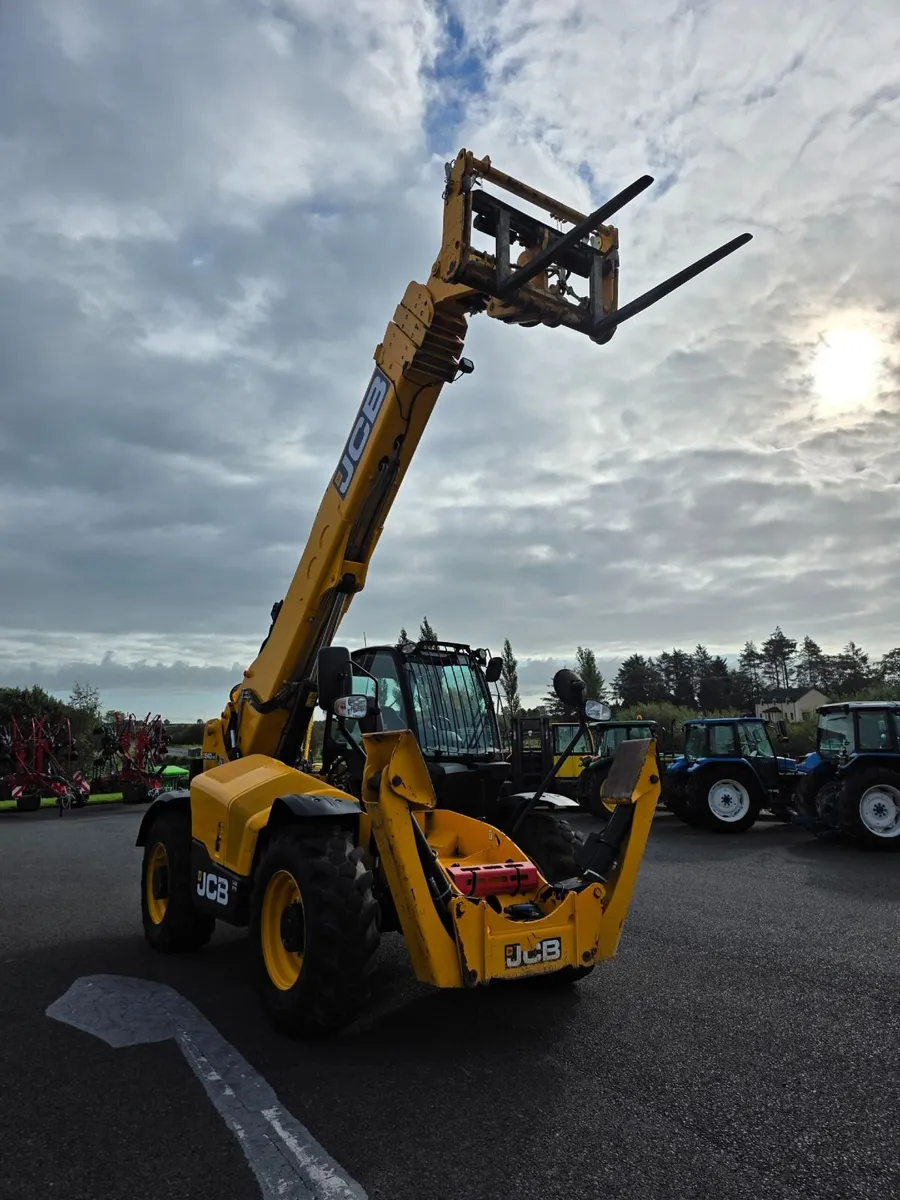 2023 JCB 540-170 - Image 4