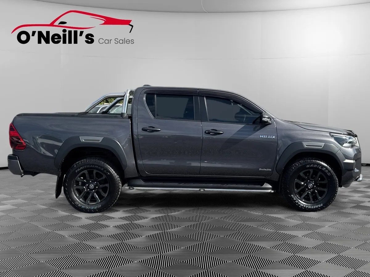 Toyota Hilux 2021 2.8 INVINCIBLE AUTO 4DR #469 - Image 4