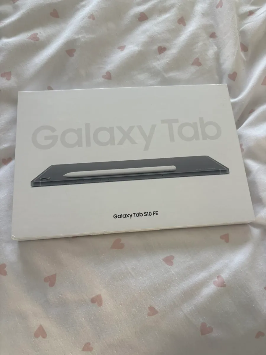 Samsung Tablet S10 - Image 1