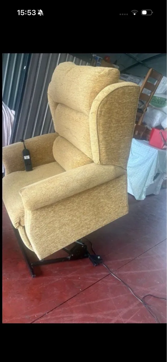 Lift and rise chair - Image 2