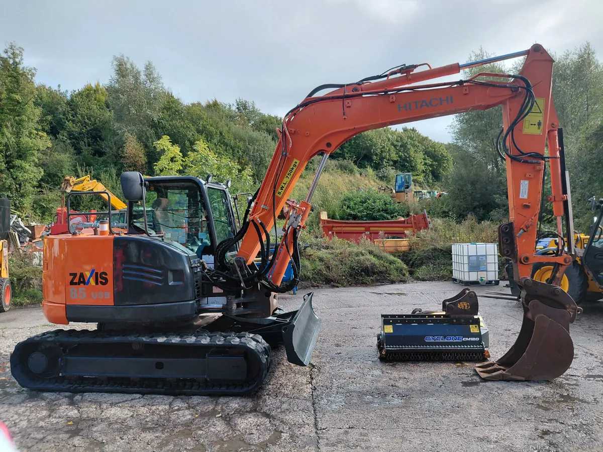 Hitachi 85 - Image 1