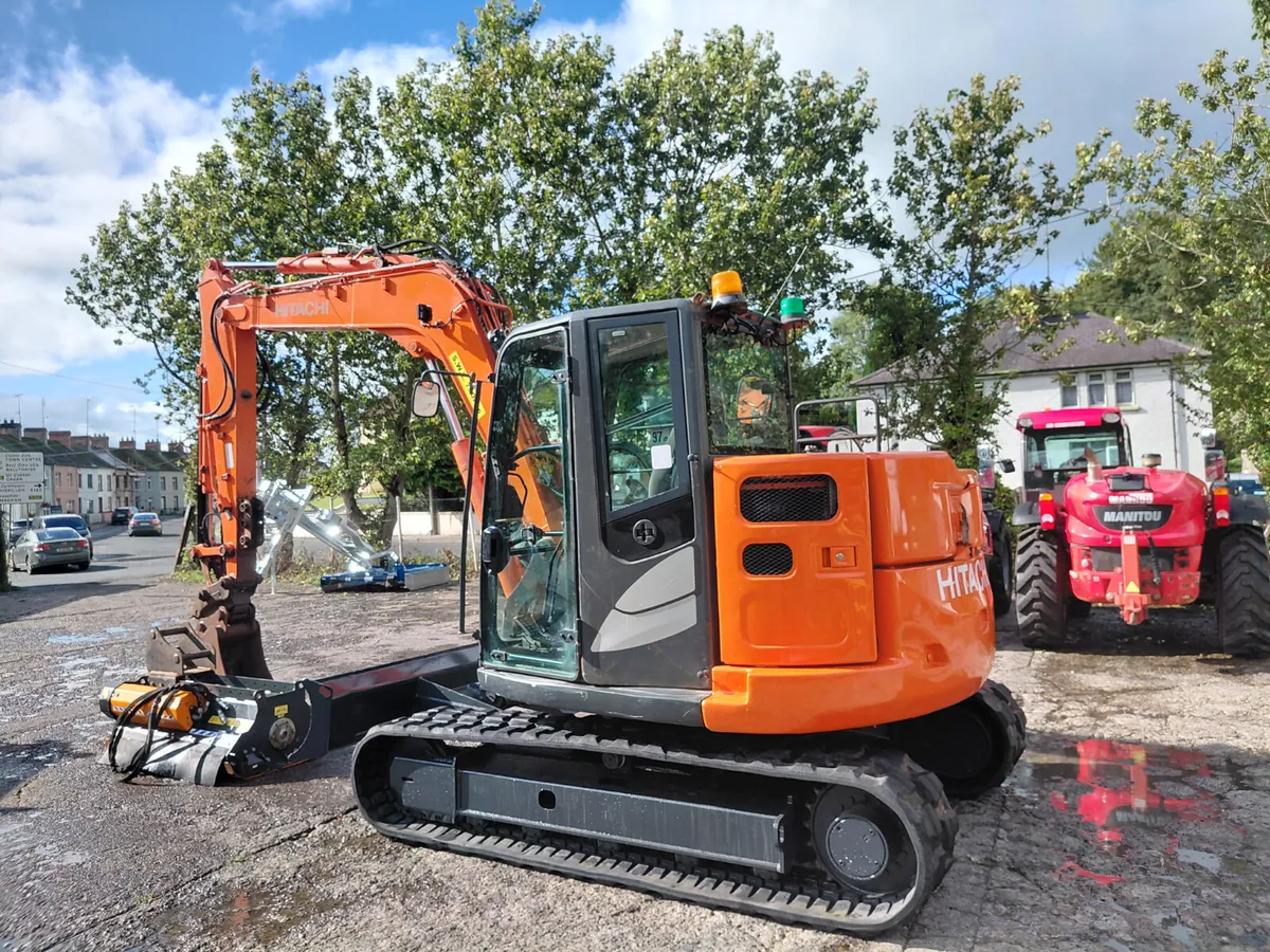 Hitachi 85 - Image 2