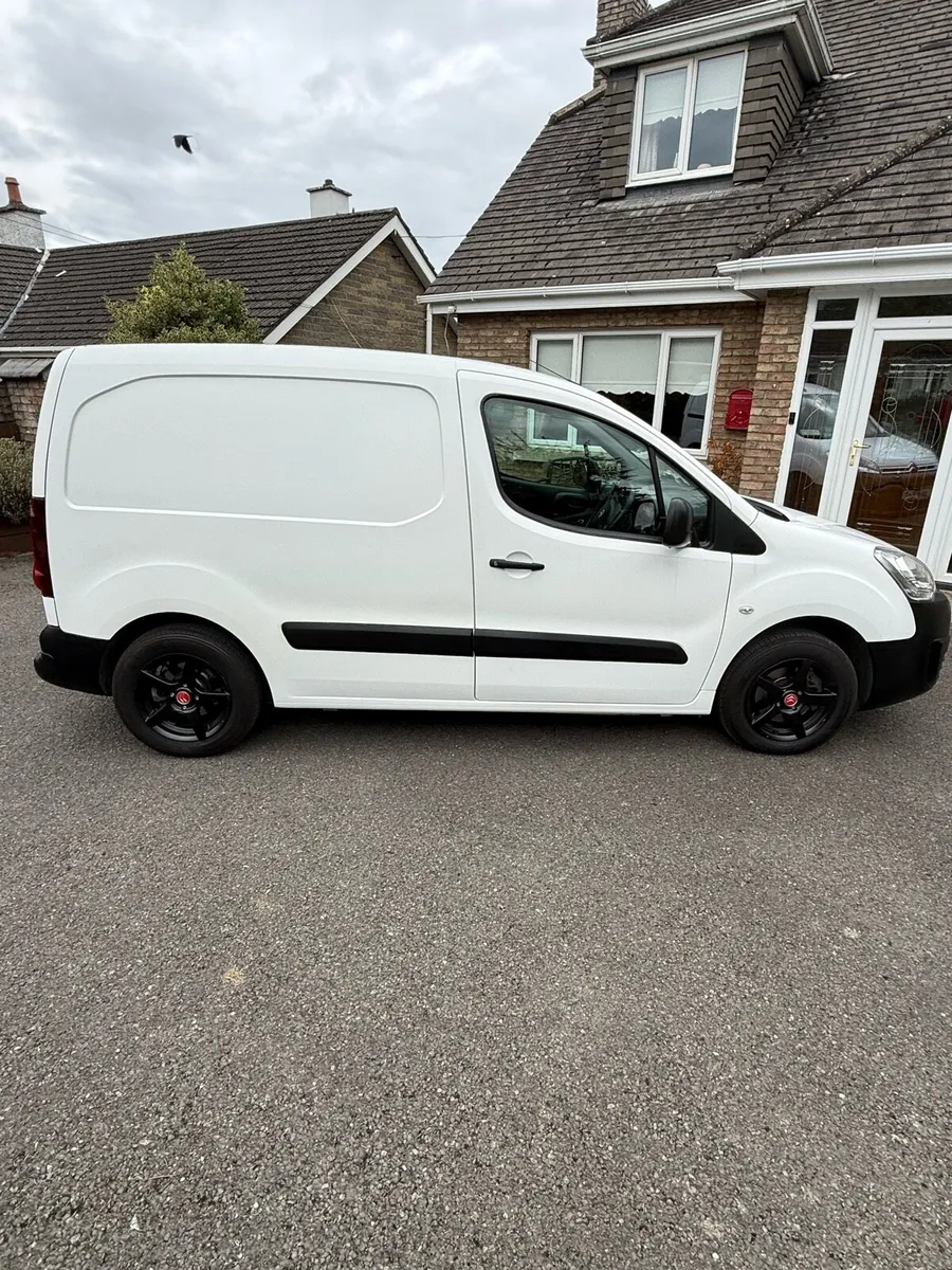 Van - Image 1
