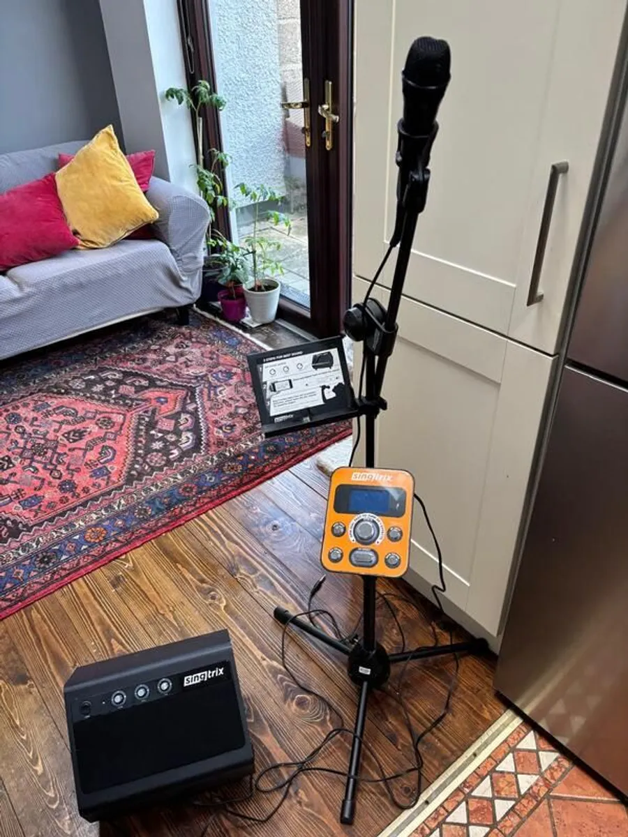 Singtrix Karaoke Party System - Excellent Condition - Image 2