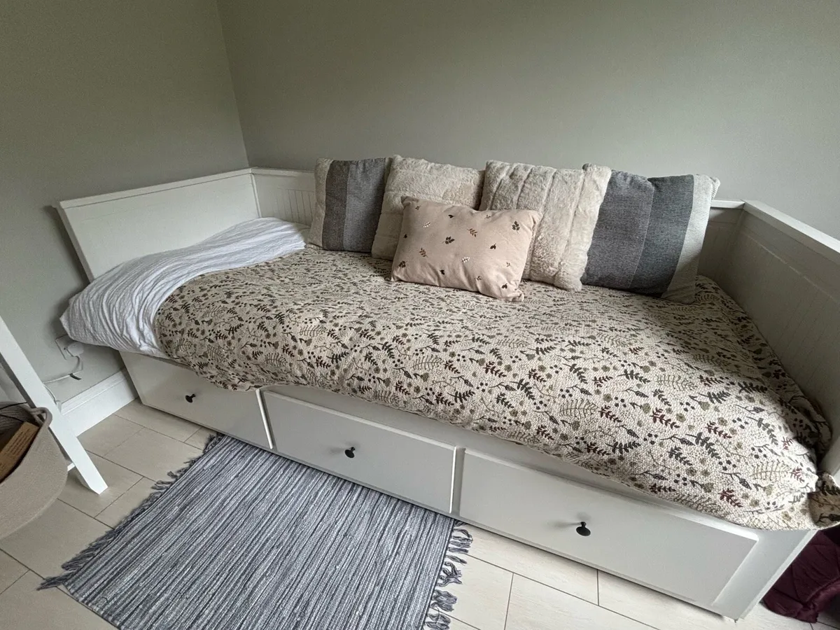 IKEA Hemnes day bed - Image 1