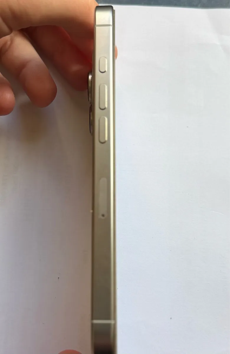 Apple iPhone 16 Pro 128GB White Titanium Unlocked - Image 4