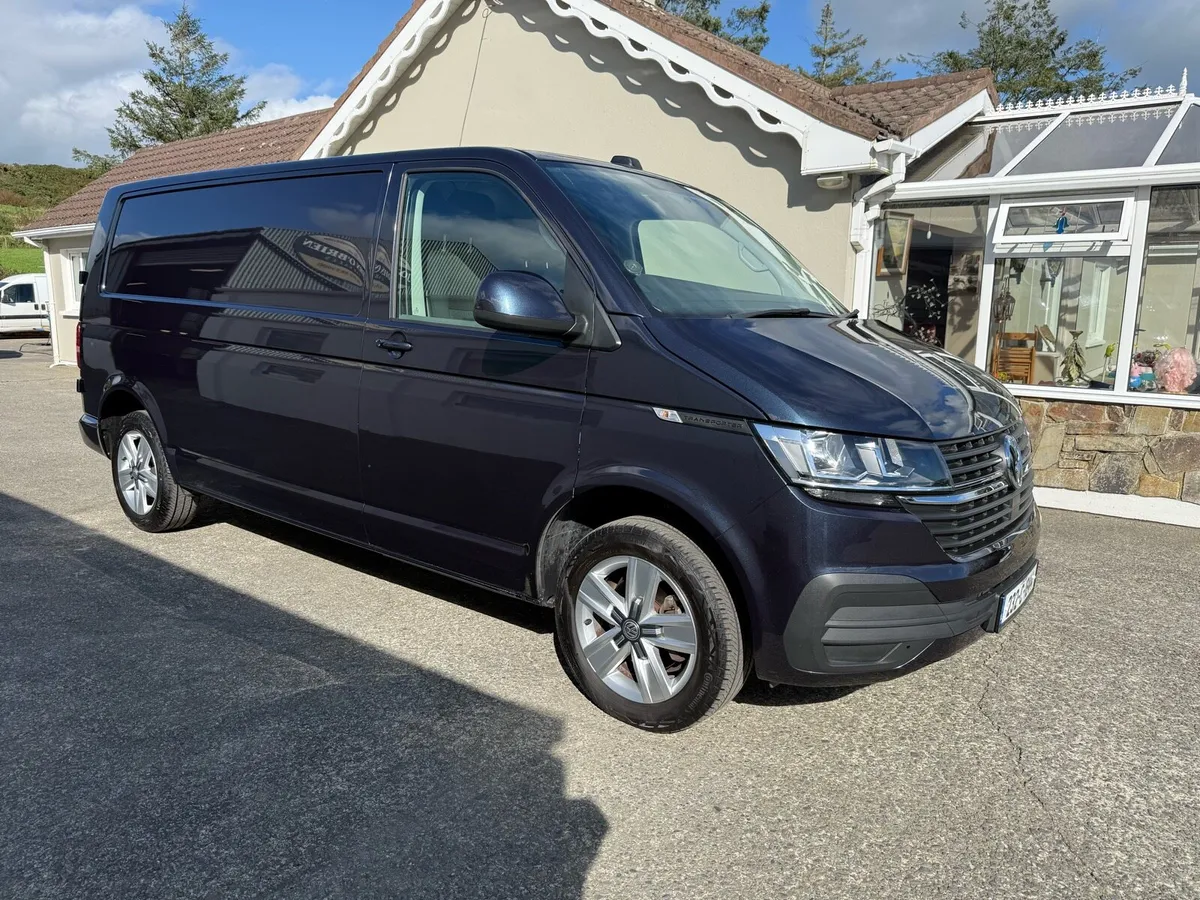 2023 Volkswagen Transporter 2.0TDI 150BHP 6-Speed - Image 2