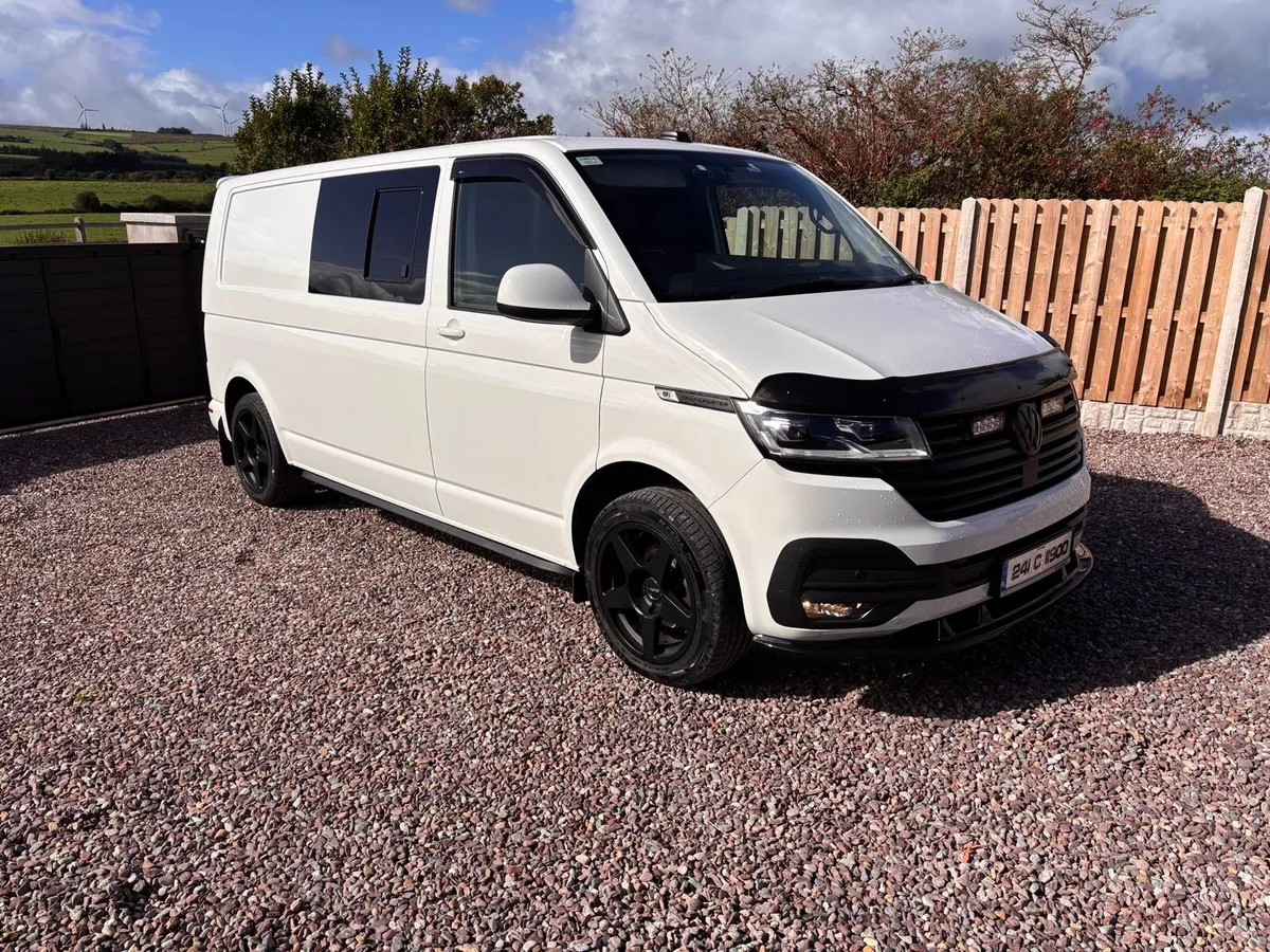 Volkswagen Transporter Highline 150 Dsg Tailgate - Image 1