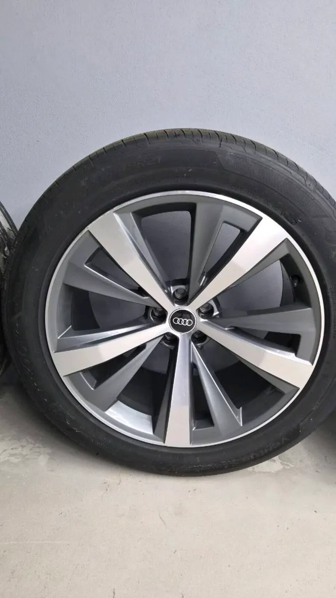 Audi Q8 wheels - Image 1