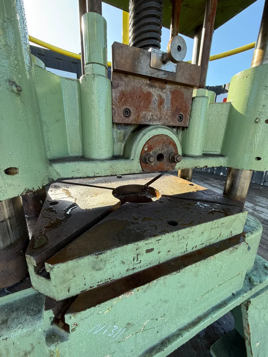 Manual 2-pillar hand screw press - Image 4