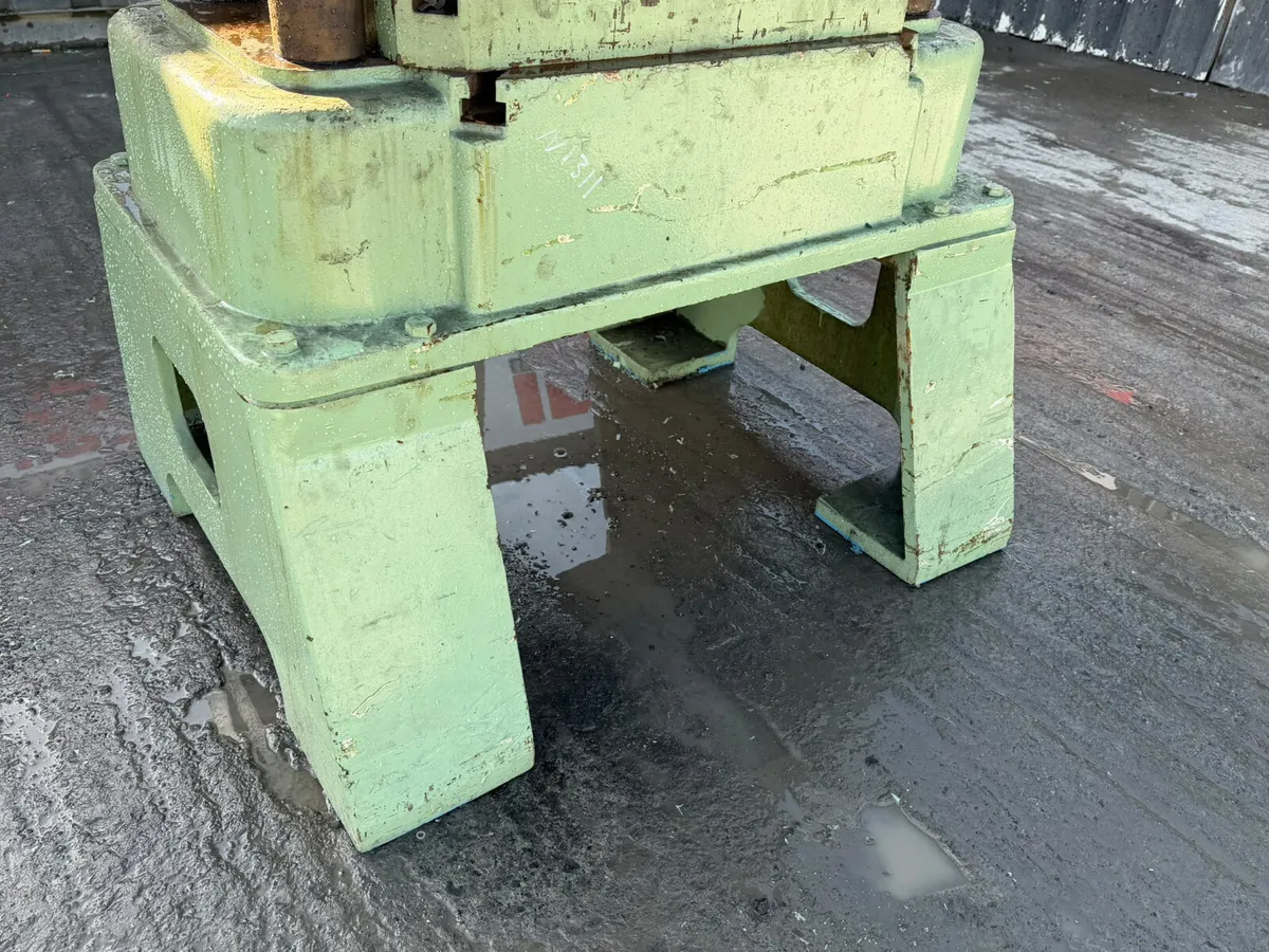 Manual 2-pillar hand screw press - Image 2