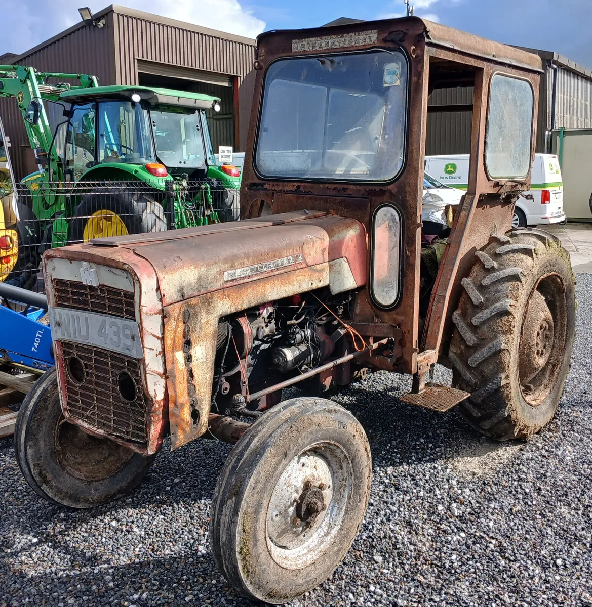 Mc cormick 276 tractor - Image 1