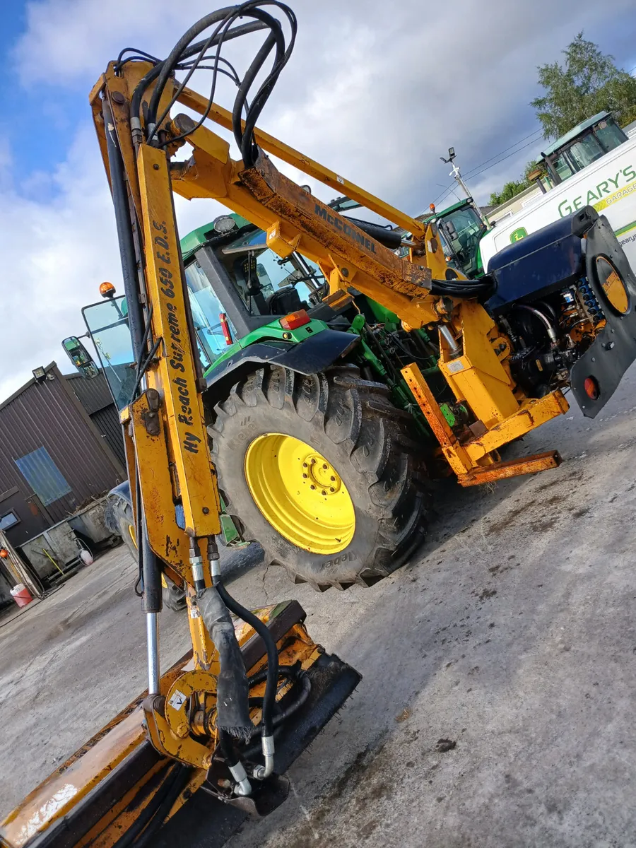 Mc connell hedgecutter for sale - Image 1