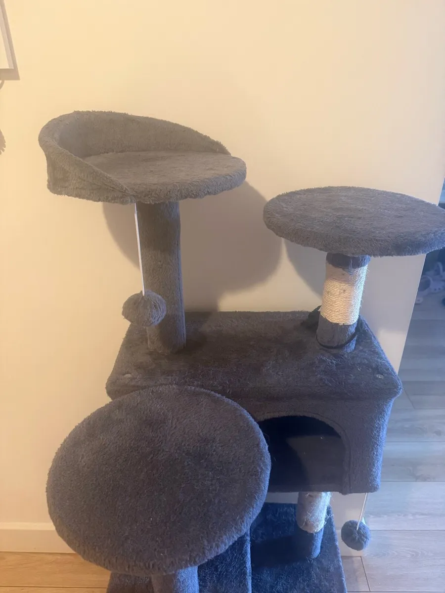 Cat Tree - Image 4