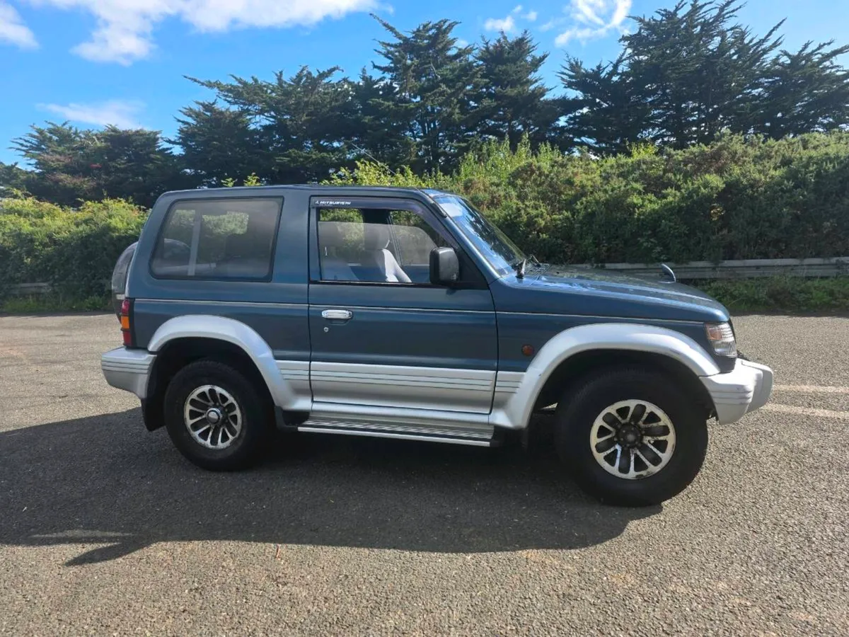 MITSUBISHI PAJERO SWB PASSANGER - Image 2