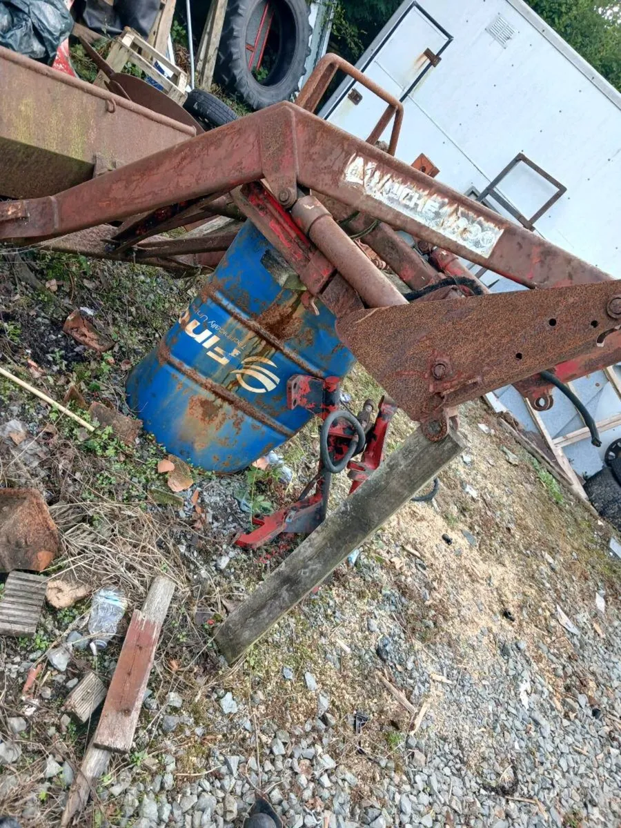 Front loader - Image 3