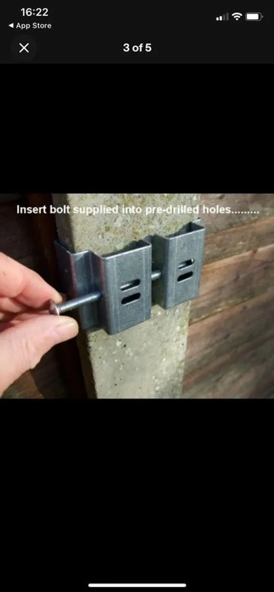Concrete post bracket - attachment steel clamp and screw - Image 2