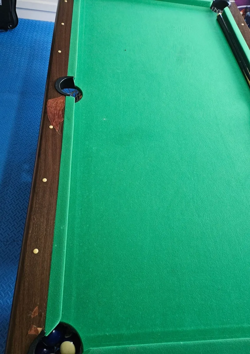 Pool table - Image 2