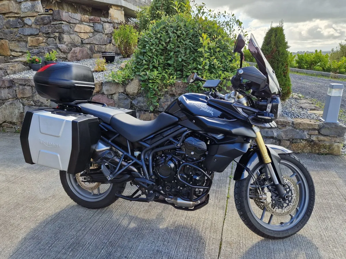 Triumph Tiger 800 - Image 2