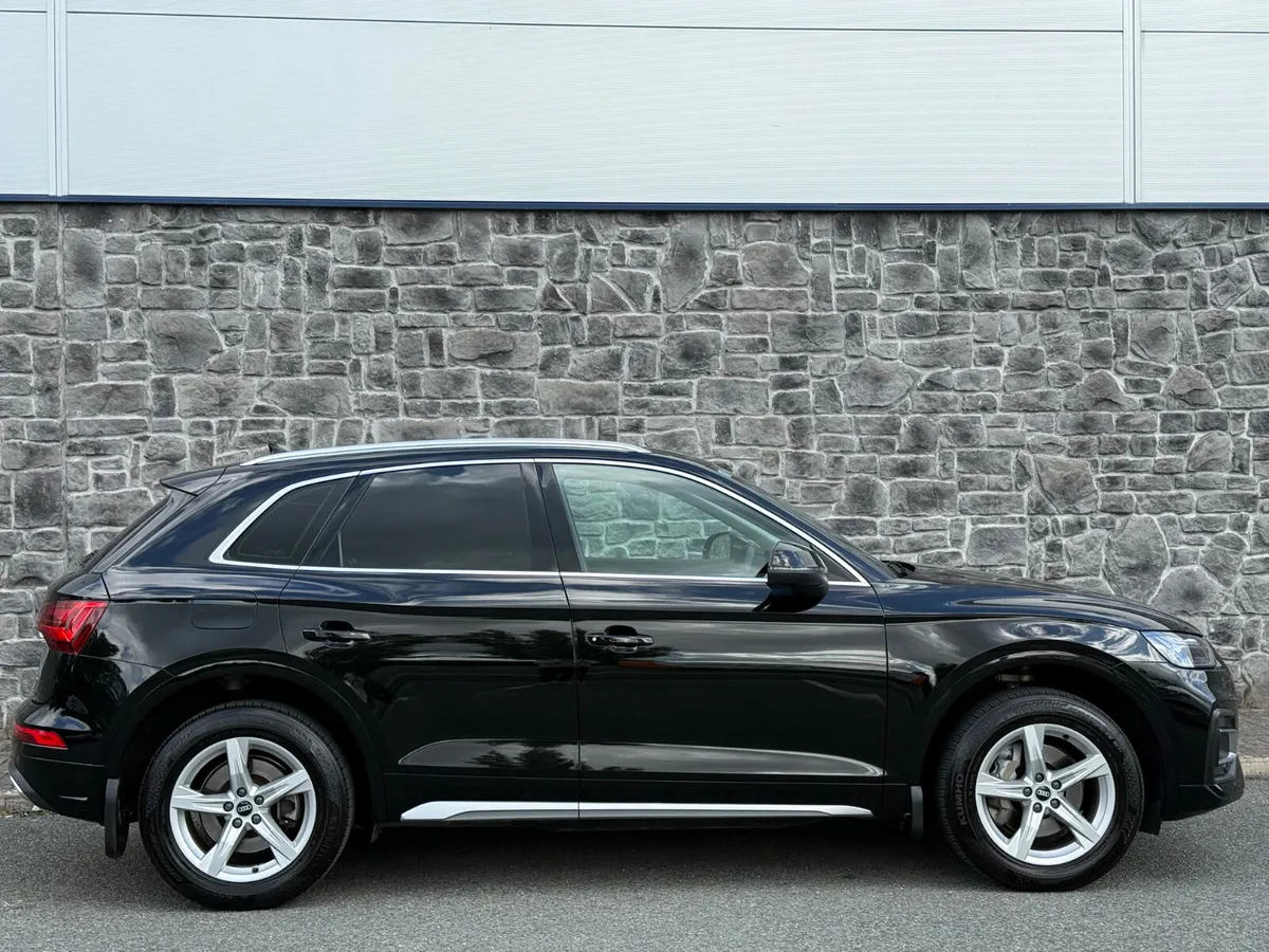 2022 Audi Q5 2.0TDI 2 seat Comm 40TDI Auto FSH - Image 4