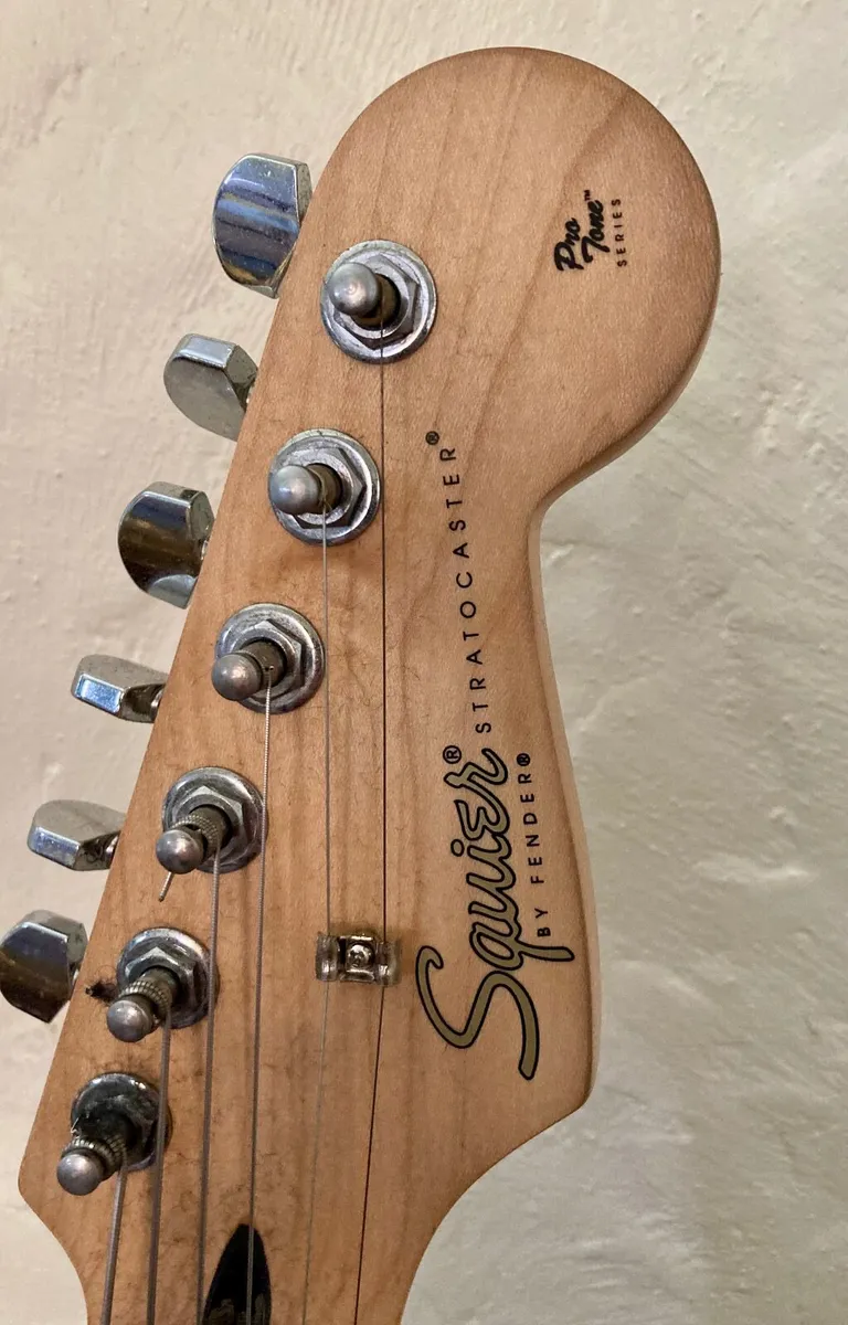 1996 Squire Stratocaster ProTone Series - Image 4