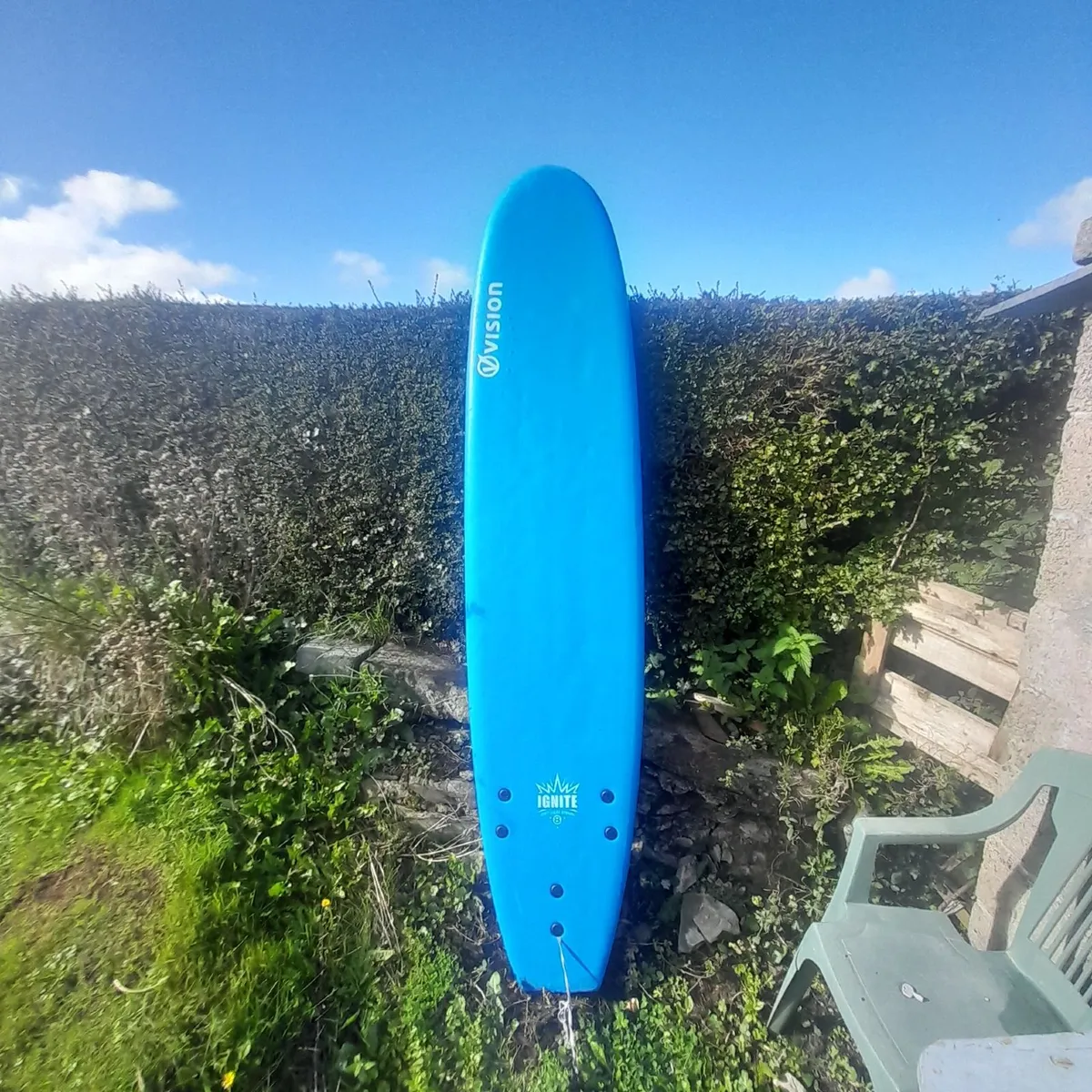 Surfboard - Image 1