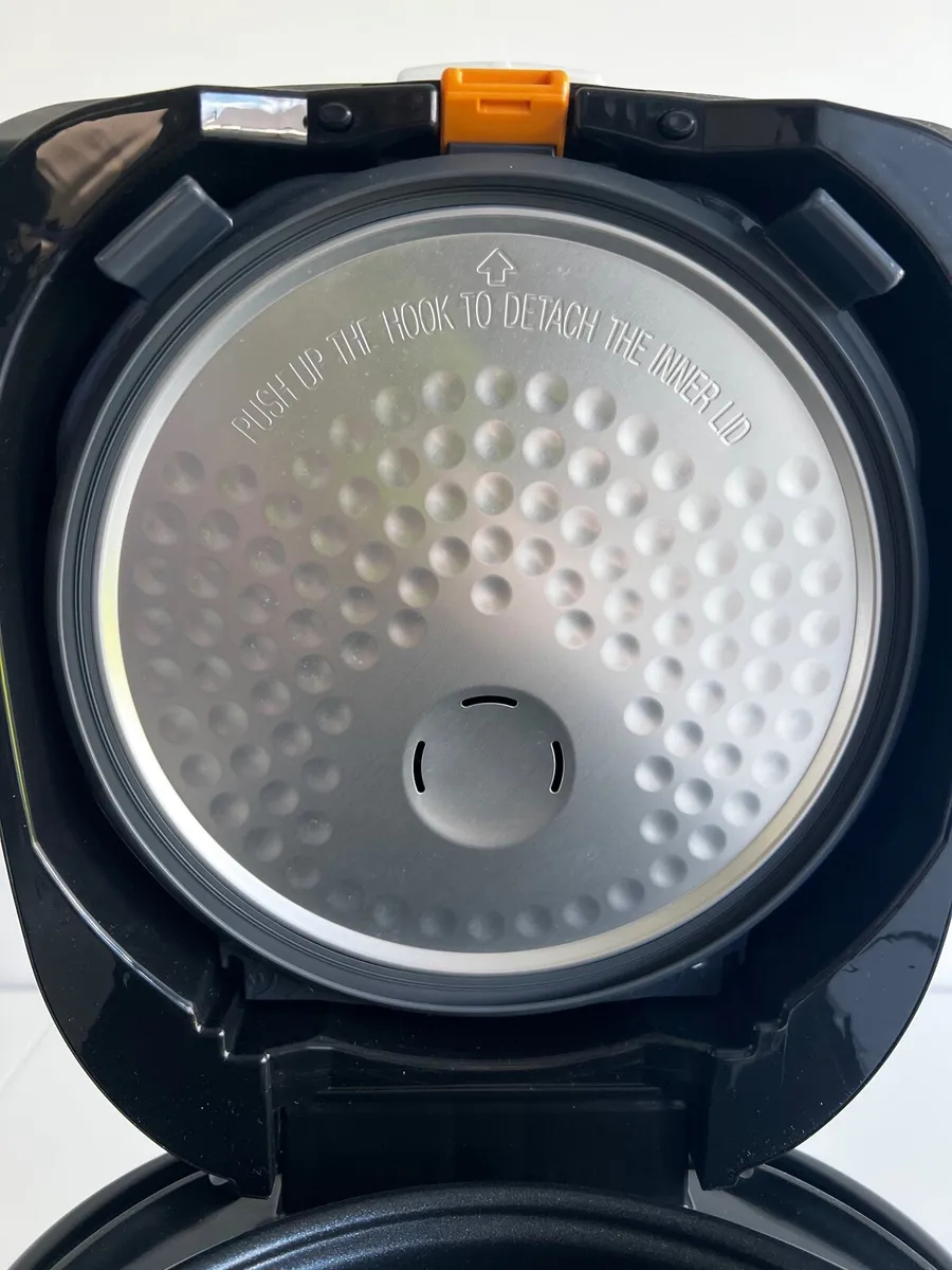 Rice Cooker (Zojirushi NL-GAQ10) - Image 4