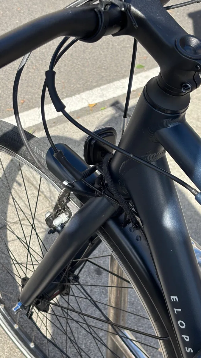City Bike + Cover + Lock - Image 2