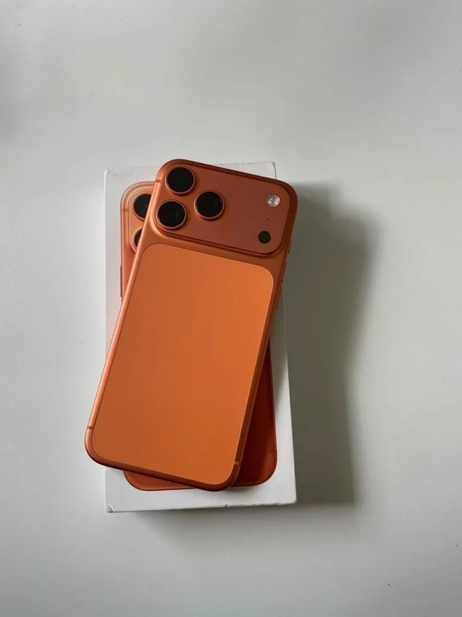 Apple iPhone 17 Pro Max | Like Brand New | Apple Warranty | Unlocked - Image 3