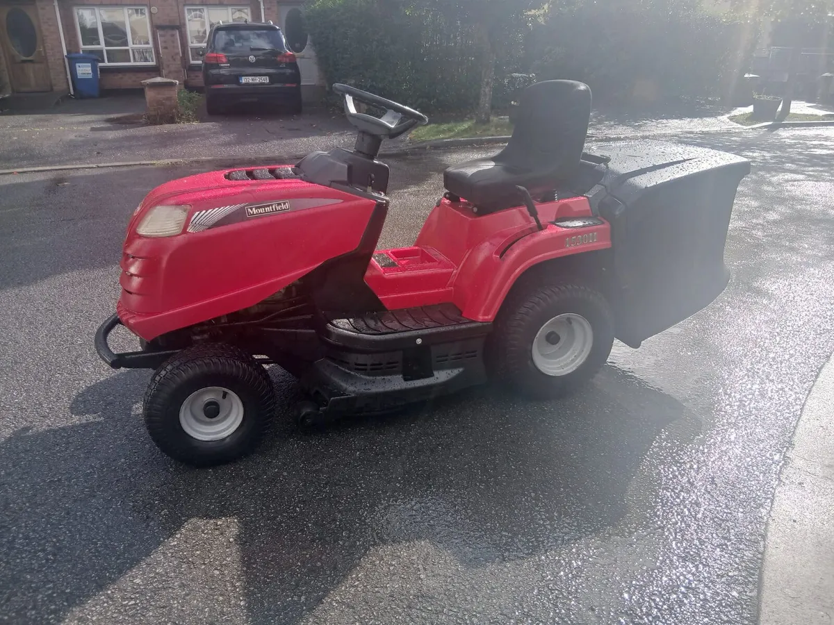 Ride on lawnmower - Image 2